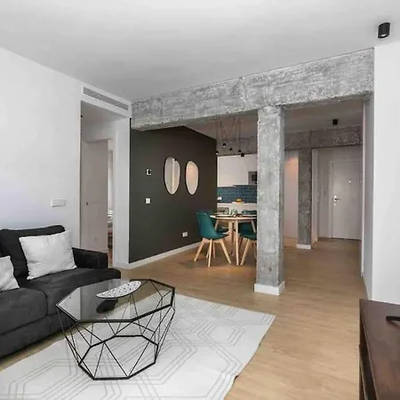 En Tu Casa En * Marbella